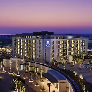 Doubletree By Hilton Yas Island Residences Апарт-отель