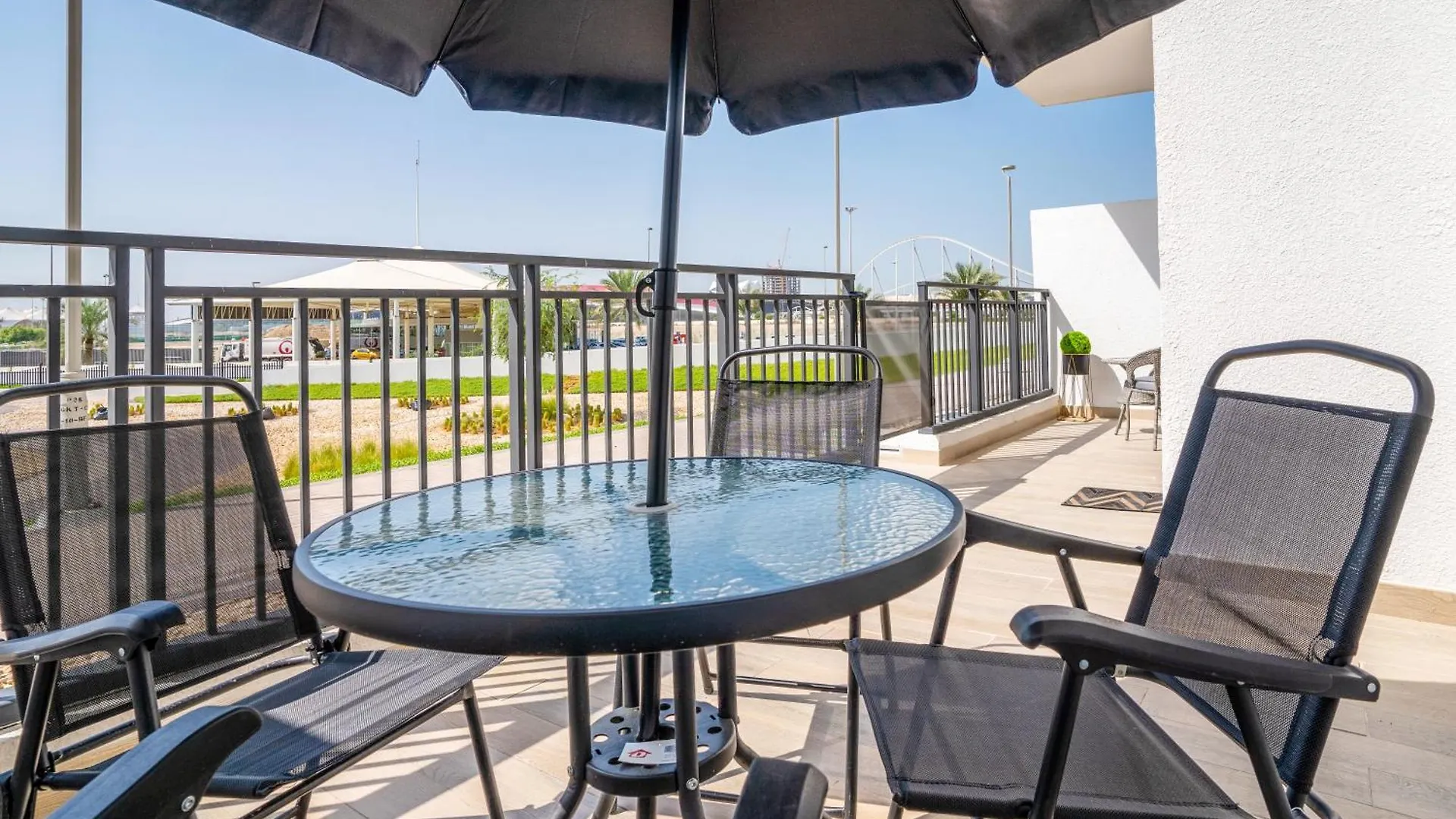 Zapbed House - Luxury Holiday Homes In Yas Island Abu Dhabi