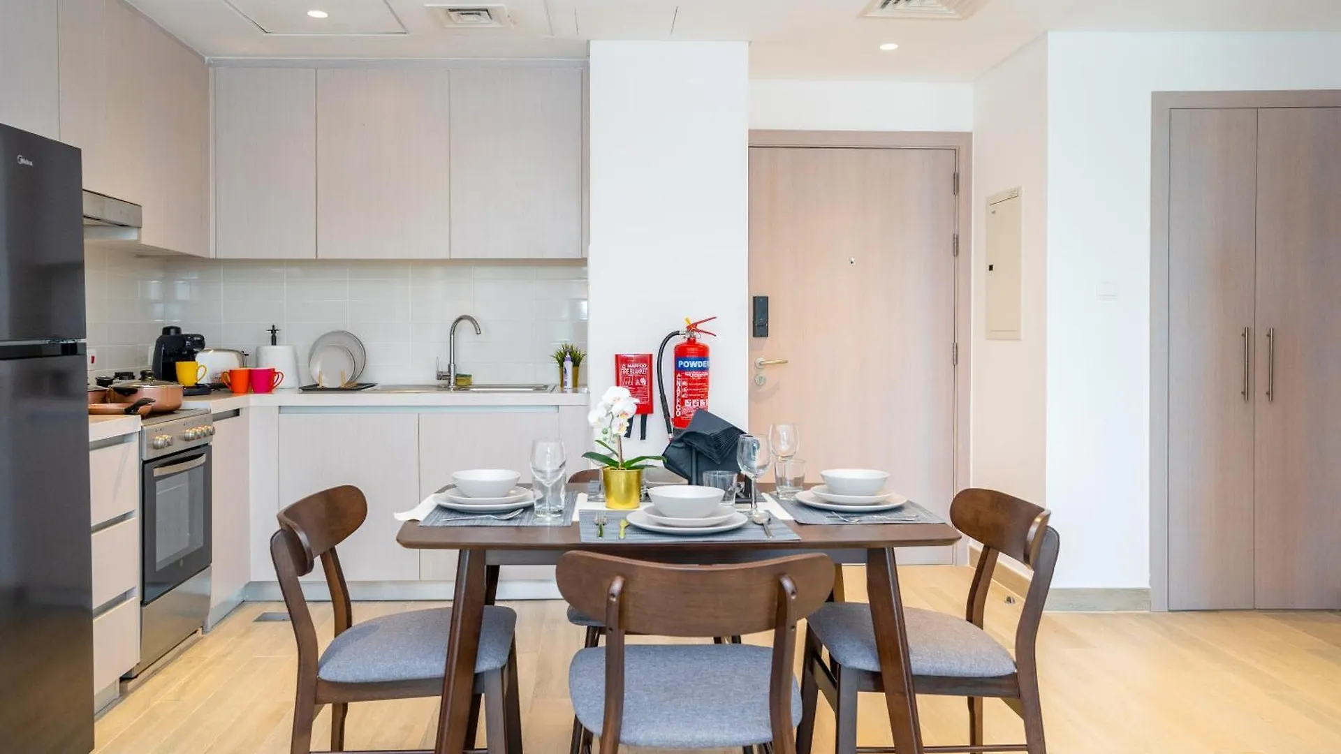 Zapbed House - Luxury Holiday Homes In Yas Island Abu Dhabi