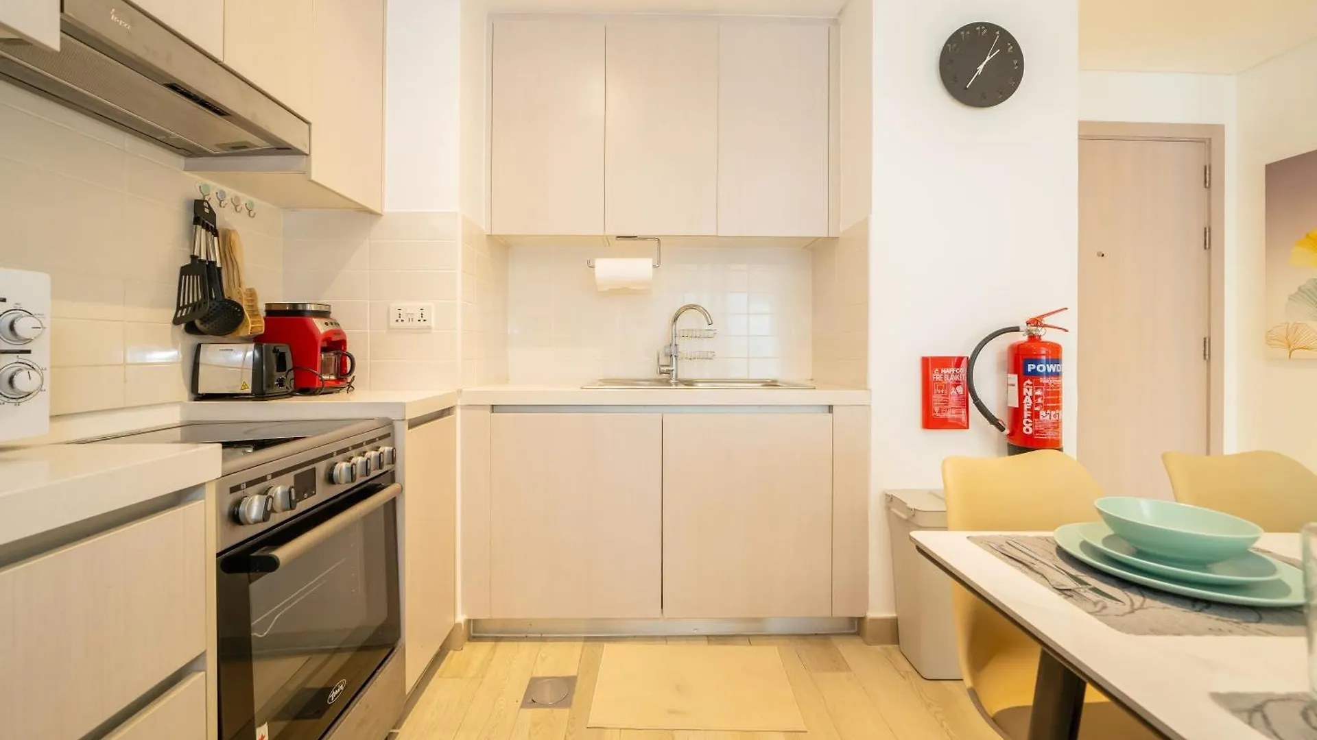 Zapbed House - Luxury Holiday Homes In Yas Island Abu Dhabi